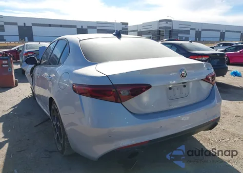 2022 Alfa Romeo Giulia Ti Rwd z USA, uszkodzony, nr VIN ZARFAMBN3N7655071